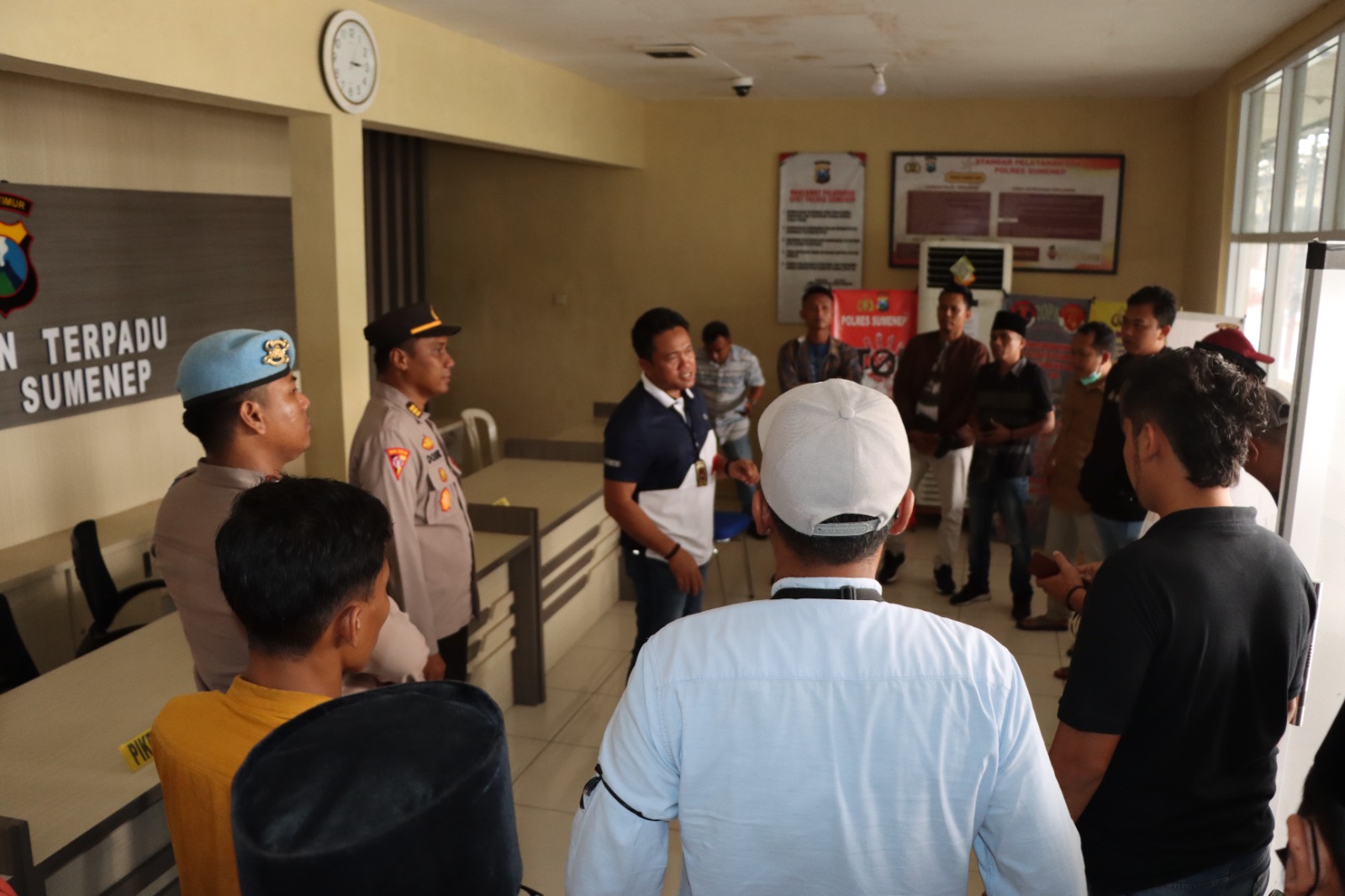 Aniaya Seorang Jurnalis, Kades dan Mantan Kades Batuampar Resmi Ditahan Polres Sumenep