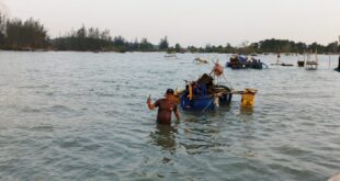 Tim Gabungan Sat Polairud Polres Belitung bersama Dit Polairud Polda Babel Tertibkan  Tambang Ilegal di Pantai Dusun Ulim